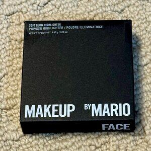 New Makeup By Mario Soft Glow Highlighter Golden